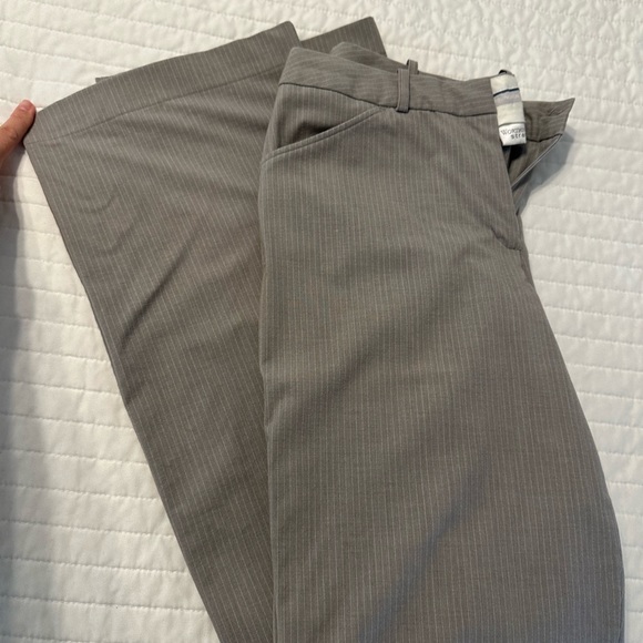 WORTHINGTON trouser leg grey pinstriped SZ 10 Long - Picture 4 of 8
